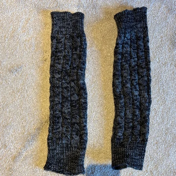 Black Cable Knit Leg Warmers - Picture 1 of 2